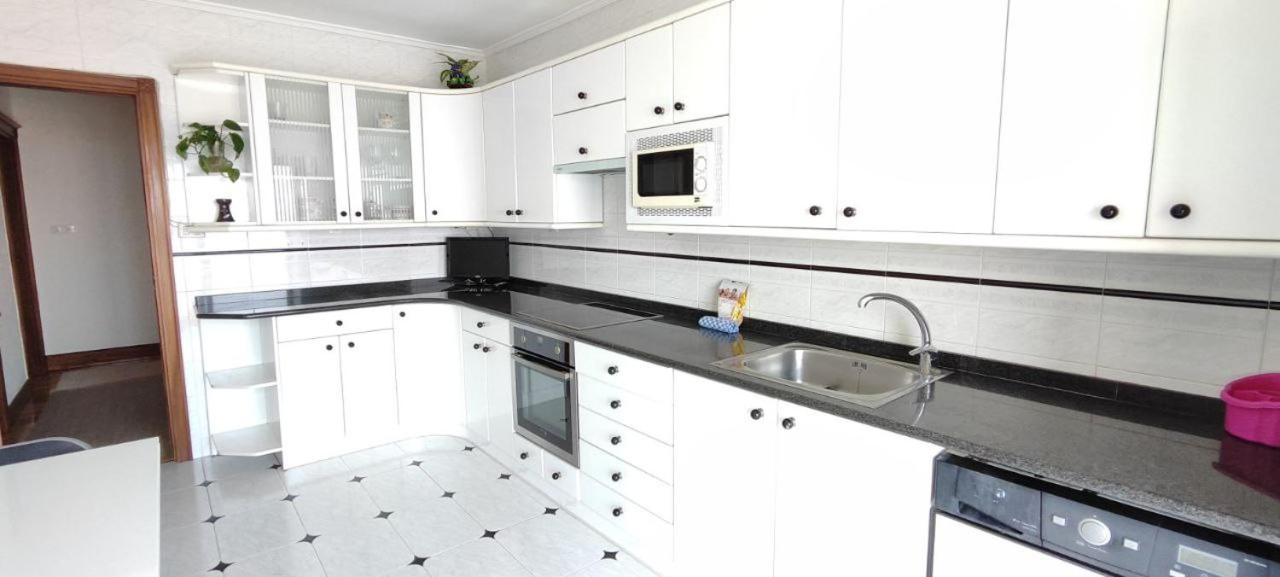 Bermeo Kaia Apartment ภายนอก รูปภาพ
