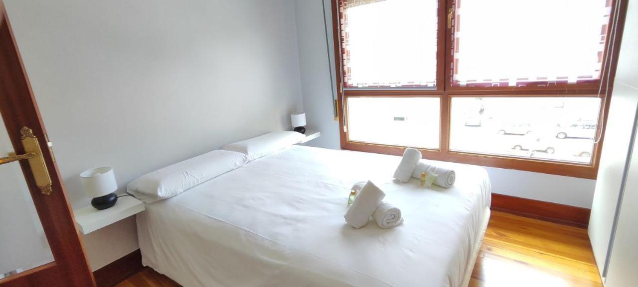 Bermeo Kaia Apartment ภายนอก รูปภาพ