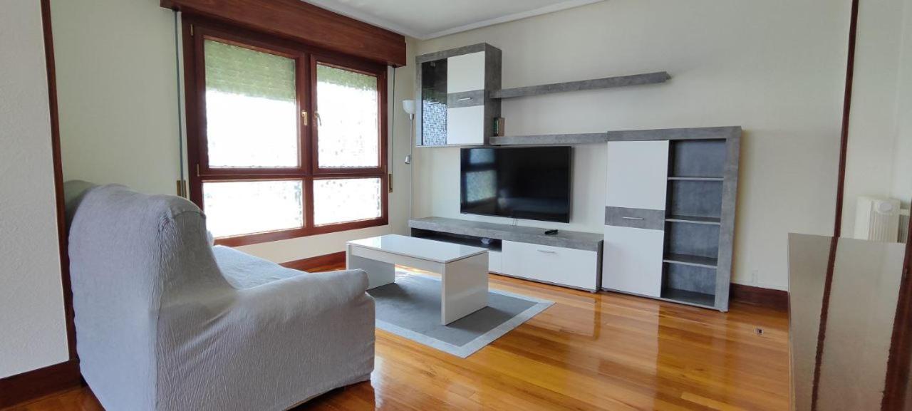Bermeo Kaia Apartment ภายนอก รูปภาพ