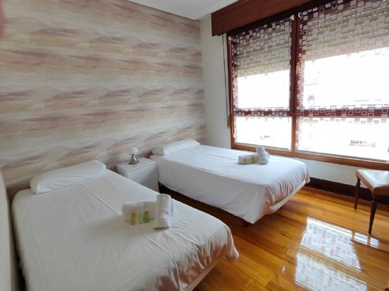 Bermeo Kaia Apartment ภายนอก รูปภาพ